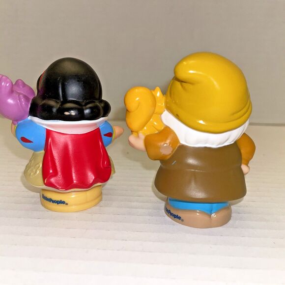 Fisher Price Little People Disney Princess Snow White & Happy Dwarf w/ Animals - Picture 2 of 3
